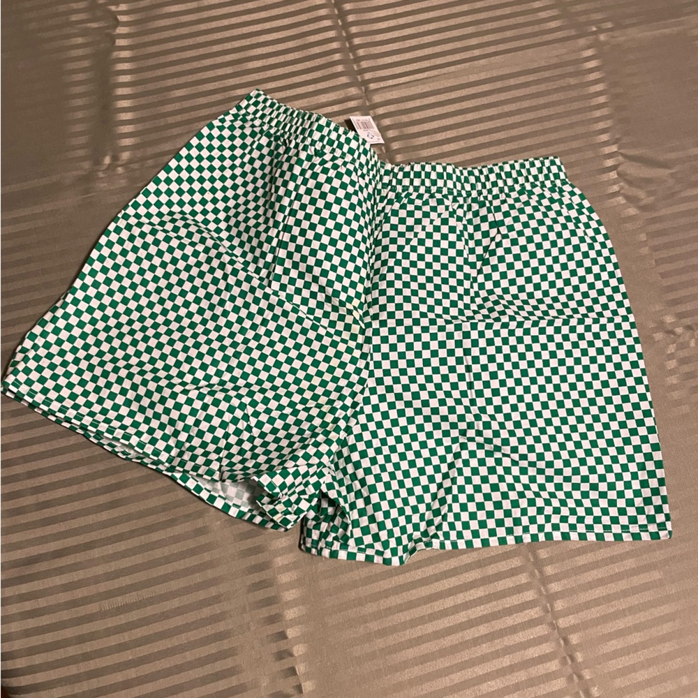 Vintage Disney Green Goofy Checkered Boxer Style Shorts - Picture 4 of 4